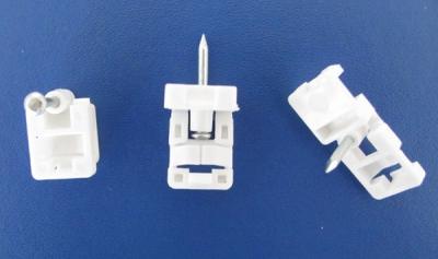 China Fiber Optic Cable Clip With Concrete Nail For Fibers FTTH for sale