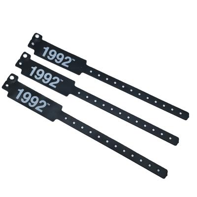 China Fashionable Wristband Bracelets for Events and Festivals in Blue PVC/Vinyl Material for sale