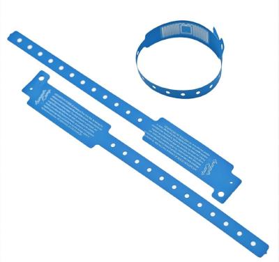 China Anti-Verlust personalisierte PVC-Vinyl-Armbänder für Veranstaltungen und Festivals Set Regenbogenfarben zu verkaufen