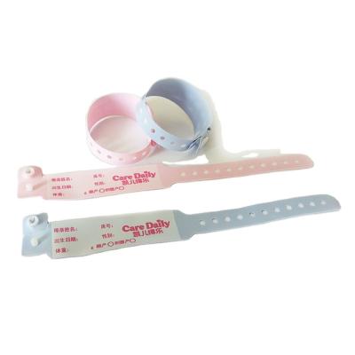 Chine Bracelet médical personnalisé doux pour enfants Couleur rose 250 * 25 mm Taille adulte OEM à vendre