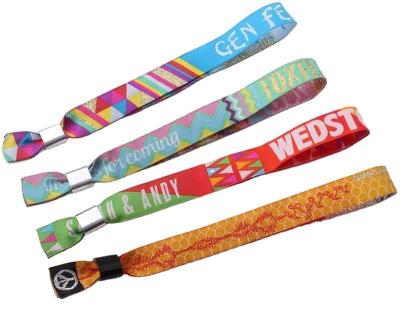 China 350*15mm Gepersonaliseerd logo Promotie cadeautjes Geweven polyester armbanden voor evenement festival Te koop