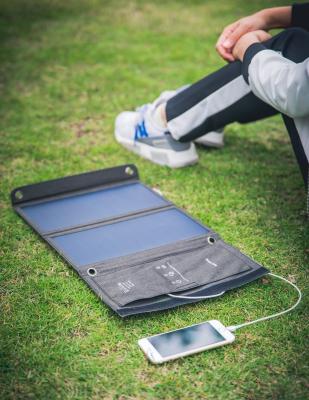 China 21W CIGS Thin Film Portable Solar Pack Foldable Charging Bag Multi Color Optional for sale