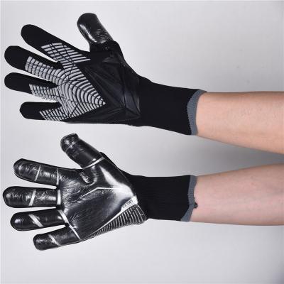 China Finger & Thumb Protection Professional Latex Sport Futsal Youth Kids Soccer Goalie Keeper Gloves Football Goalkeeper Gloves For Sale for sale