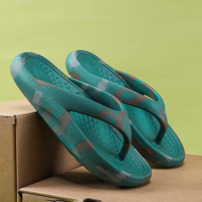 China Fashion trend quality good slippers for men and women for sale