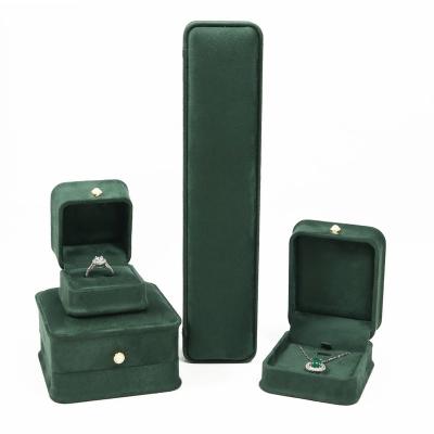 China Extremely Beautiful Ring Box Environmental Protection Pilou Tray Jewelry Box Dark Green Jewelry Box Necklace for sale