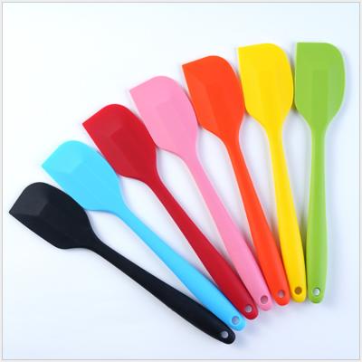 China Viable Design 11in Silicone Butter Scraper One Piece Spatula For Kitchen Baking Tool for sale