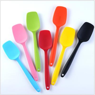 China Dishwasher Safe Seamless Rubber Spatula Silicone Spoon Scrapers Viable For Kitchen Cook Baking Tool for sale