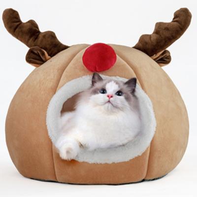 China Creative Christmas Reindeer Dog Cat Bed Tent Pet Bed Tent Christmas Party Christmas Winter Supplies Elk Breathable Warm Sponge Cat House for sale