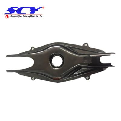 China CONTROL ARM suitable for Mercedes-Benz W212 2010 A2043520402 A 204 universal 352 04 02 for sale