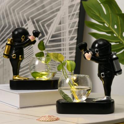 China CLASSIC CLASSIC Diver Resin Aquanaut LED Light Statues Ornament Vivid Kid Gifts With Glass Planter for sale