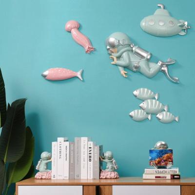 China Modern Modern Diver Sculpture Resin Wall Art Sculpture Resin Wall Art Marine Decor by Marine Theme Design Abstract Cartoon for sale