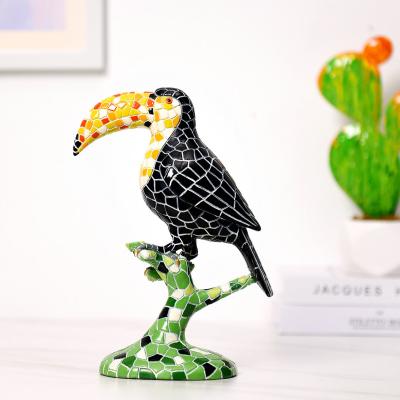 China European home pelican indoor luxury mosaic decoration color toucan bird sculpture good quality animal statue for sale