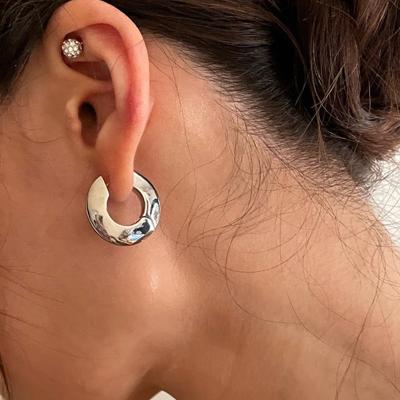 China Korean Vintage Fashion 18K Gold Plated Small Huggie Circle Earrings High Polished Chunky Clip On Earrings for sale