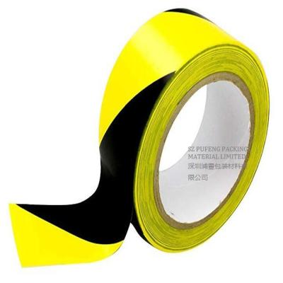 China 0.1mm-0.5mm PVC-Schwarzes und gelbes Boden-Markierungs-Band zu verkaufen