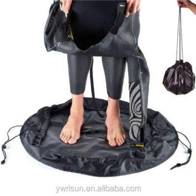 China OEM Long Lasting Wetsuit Changing Mat / Waterproof Dry Bag For Surfing for sale