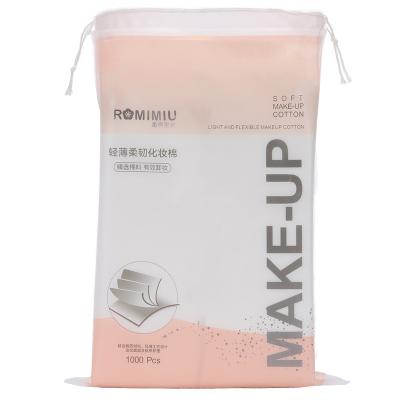 China Eco-friendly Make Up Removal Toner Facial Cleansing Tissue OEM Pack of 1000 Pieces Non-Woven Fabric  Disposable square cotton pads for sale