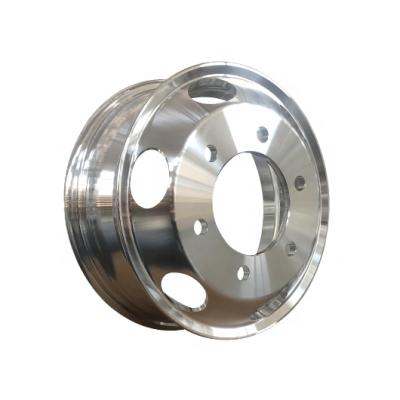 Cina Aluminum Material Aluminum Wheel 5.5X16 Hubs Truck Alloy Wheels For Light Truck in vendita