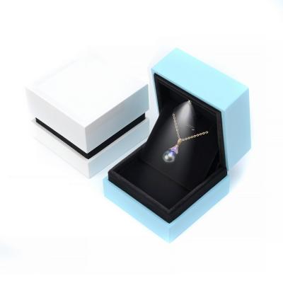 China Morden LED Jewelry Box Display Packaging Customized Display Earring Ontheway Packaging CN; GUA Morden 0001 for sale