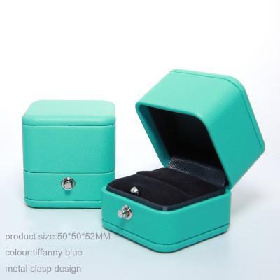 China Wholesale Custom Portable Romantic Leather Packaging OTW PU Ontheway Small Soft Luxury Velvet Leather Jewelry Box--NC 0004; GUA for sale