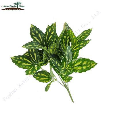 China Environmentally Friendly Small Branches Fake Plants Grow Leaves Artificial Green Leaves Home Decorations for sale