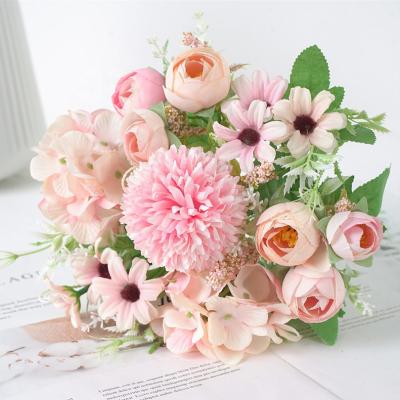 China Peony Western Style Hydrangea Decor Bouquet Artificial Silk Style Plastic Carnations Wedding Decoration Table Centerpieces Artificial Flower for sale