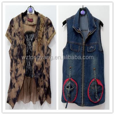 China Fashion and popular hot sale second-hand clothes shear varsity jacket package used clothing for sale