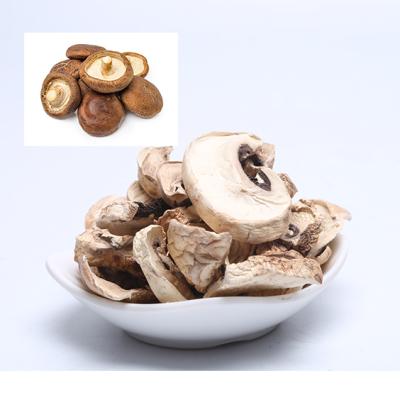 China Fresh-Cut Dehydrated Shiitake Mushroom Slice Chinese Export Dry Black Mushroom for sale