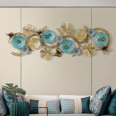 China Modern Luxury Wall Art Metal Decor Contemporary Art Home Decor Artificial Flower Decoration Accessories for sale