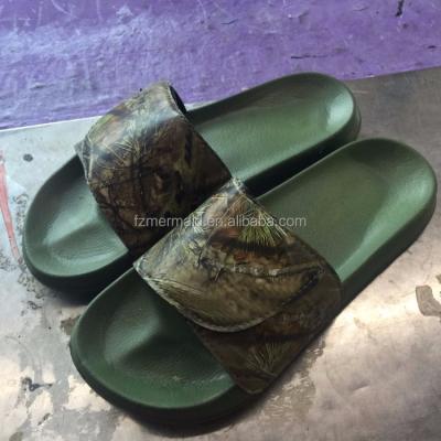 China Custom Made Anti-Slippery Slide Sandal With Tape Men Magic Eva Slipper Shoes 2020 New Design for sale