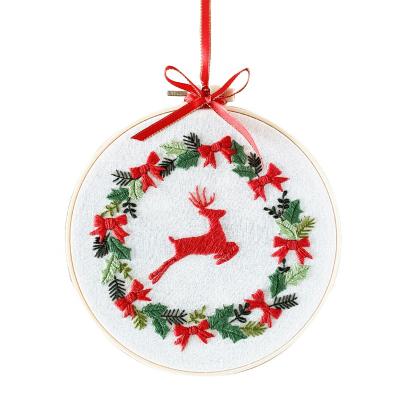 China Suitable for Beginners DIY Gift Hand Embroidery Kits Office Decoration Adult Christmas Cross Stitch Kit for sale