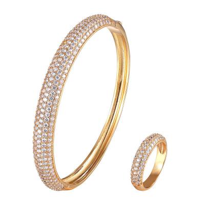 China 18K Gold Plated Zircon Classic Bangle Banquet Fashion Jewelry Vintage Gemstone Sparkle Matching Bangle Bracelet for sale