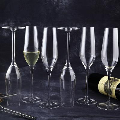 China Crystal Luxury Lead Free Clear Crystal Champagne Glass Wine Champagne Flutes Glasses for Wedding Party for sale