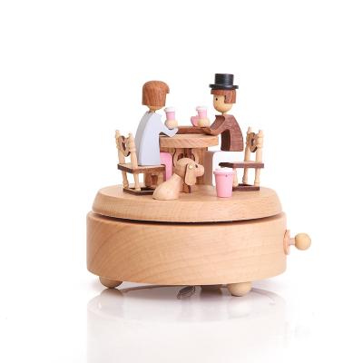 China Lovely portable hand crank carousel music box movement for valentine for sale