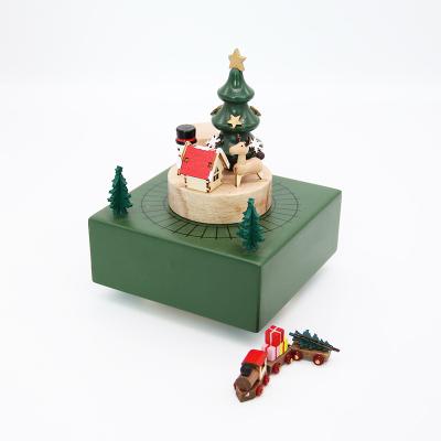 China Portable Christmas Song Hotsale Wooden Music Box Moving Little Train for sale