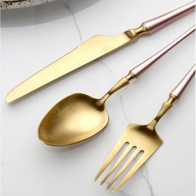 China Sustainable Rose Gold Cutlery Set, Stainless Steel Fork And Spoon Set For Wedding Events for sale