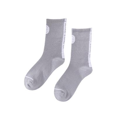 China 2021 low MOQ low MOQ cotton fashion crew high quality sports logo 100% Uron logo socks socks custom made for sale