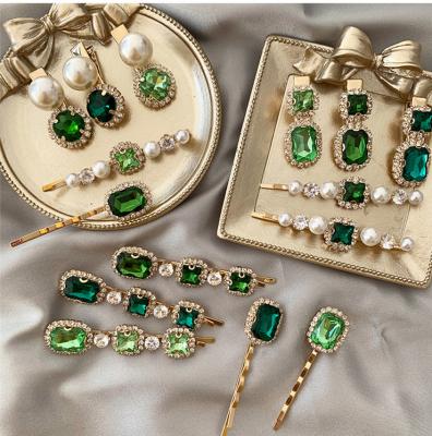 China 2020 Trendy Bling Crystal Rhinestone Pearl Hairpin Barrette Bobby Pin Green Gem Hair Clips Vintage Design Accessories For Women Girls for sale