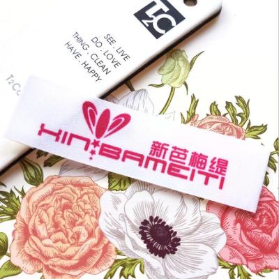 China Sustainable Custom Sewing Labels Clothing Labels And Woven Labels Center Fold Labels for sale