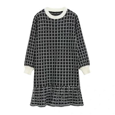 China Anti Shrinkage Knit Dress With Ruffles Hem Tweed Rushed Sweater for sale