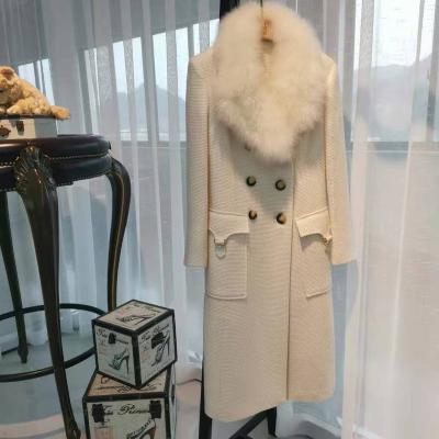 China Factory Wholesale Anti-wrinkle Woolen White Winter Short Coats Directly For Ladies Women for sale