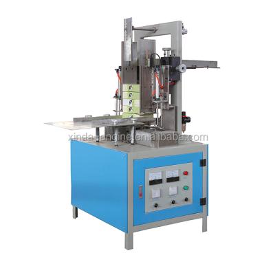 China Semi Automatic Tissue Paper Facial Tissue Paper Box Packing Machine for sale