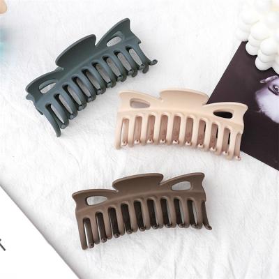 China Decorate New Versatile Woman Frosted Large Claw Clip Morandi Color Matte Side Clip for sale