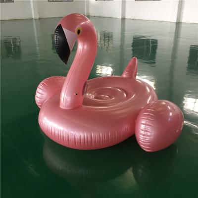 China 2019 Fashion Fashion Wholesale Custom Beach Water Floating Inflatable Flamingo for sale