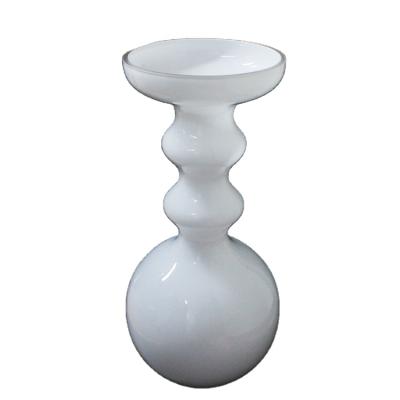 China CLASSIC Manufacturer Centerpiece Decoration Flower White Wedding Colored Tall Heavy Glass Vases 24 inch for sale