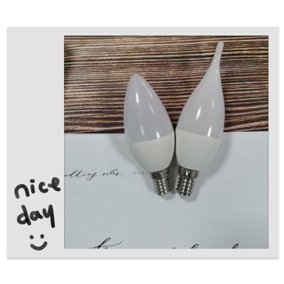 China Residential Wholesale CE LED Lights C37 170-250V E14 E27 5W 7W LED Candle Light Bulb for sale