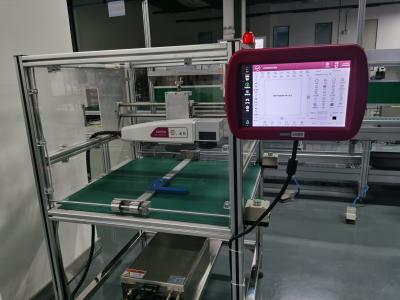 Cina Macchina online automatica della marcatura del laser di Overprinter IP55 800W del codice a barre in vendita