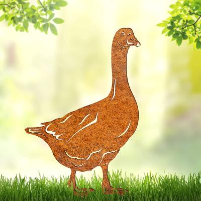 China Eclectic Rusty  Patina Goose for Screwing, Handmade Germany, Great Garden Decoration Made of Rust Metal, Decorative Rusty Look for sale