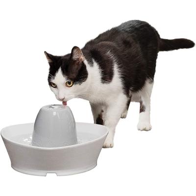 China 60 oz. Pet Capacity Water Drinking Station Whisper-Quiet Automatic Ceramic Water Flow for Shy or Timid Pets for sale