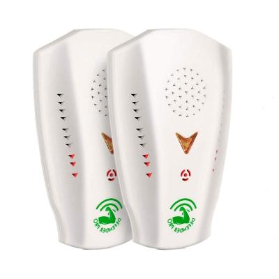 China Upgraded 2 Pack Smart Sensor Viable Ultrasonic Mosquito Pest Reflector With 3 Output Frequencies Works for sale