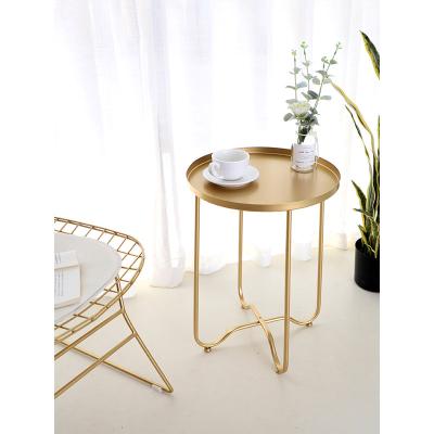 China Modern Metal Factory Side End Tables Patio Minhui197 Side Table with Removable Tray Used for Accent Snack Bar, Cafe, Sofa End Table - Gold for sale